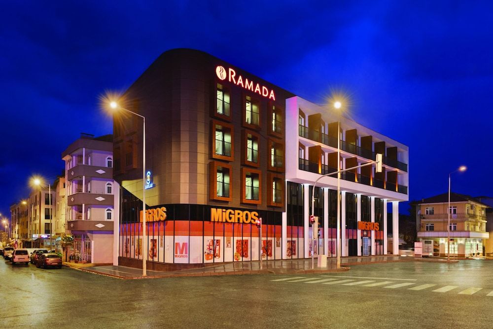 Ramada By Wyndham Sakarya Hendek 4 estrelas em Hendek