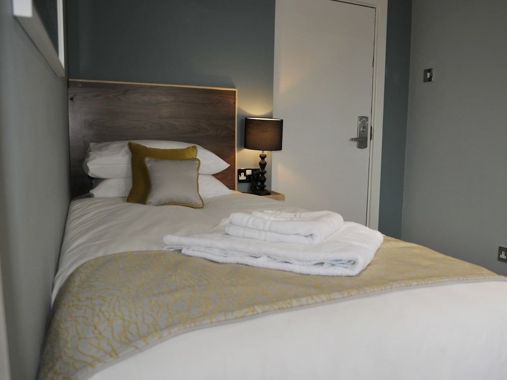 The Coach Hotel 3