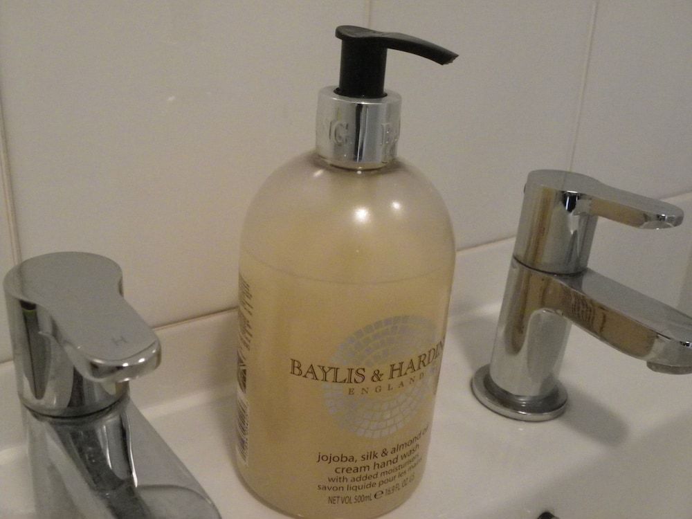 Maison Dieu Guest House 3