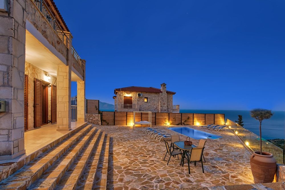 Deluxe II Villa by LeaderStay 1