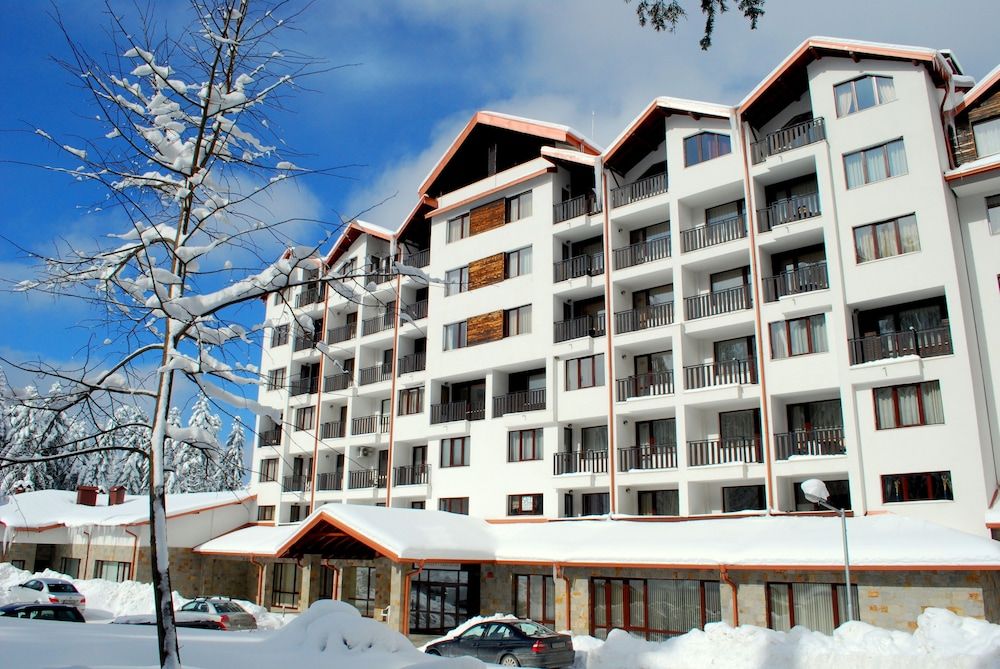 Borovets Gardens Aparthotel