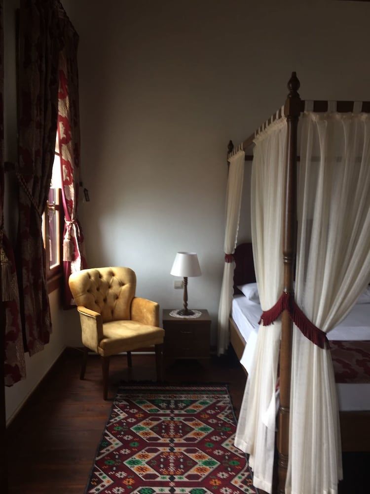 Mehmet Efendi Konagi Otel Restaurant 3