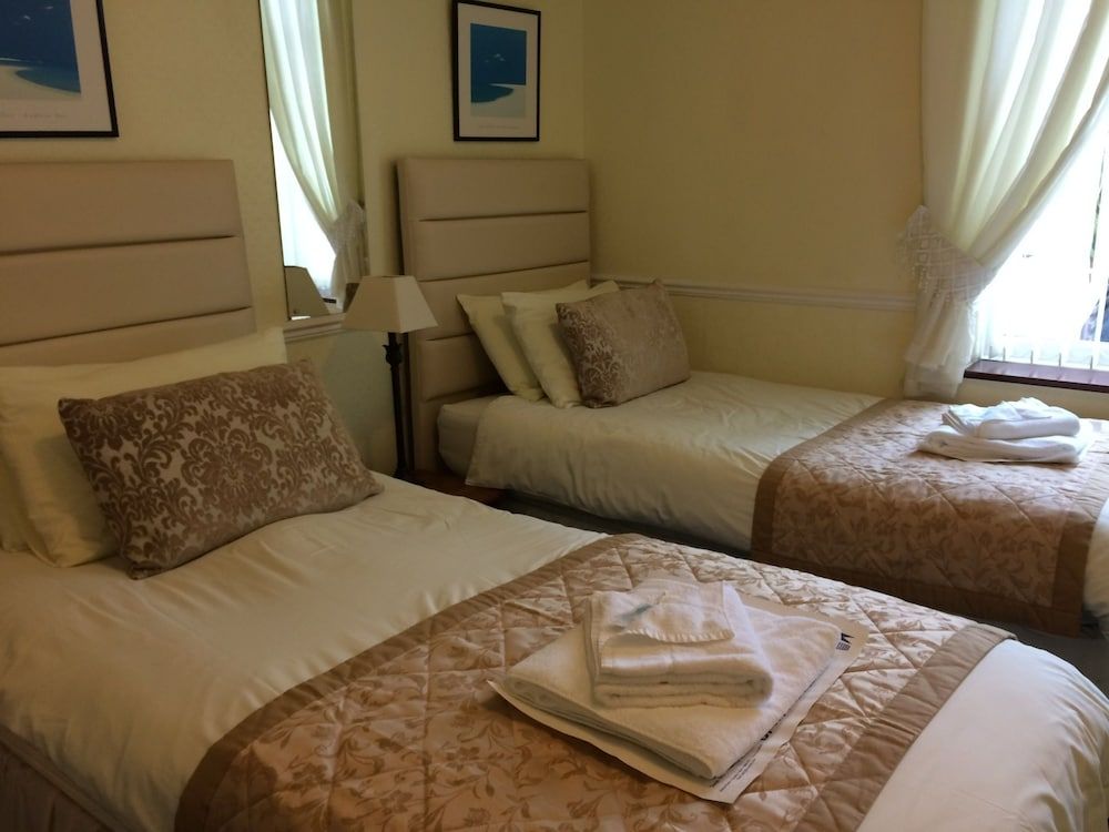 Southcombe Guesthouse 3