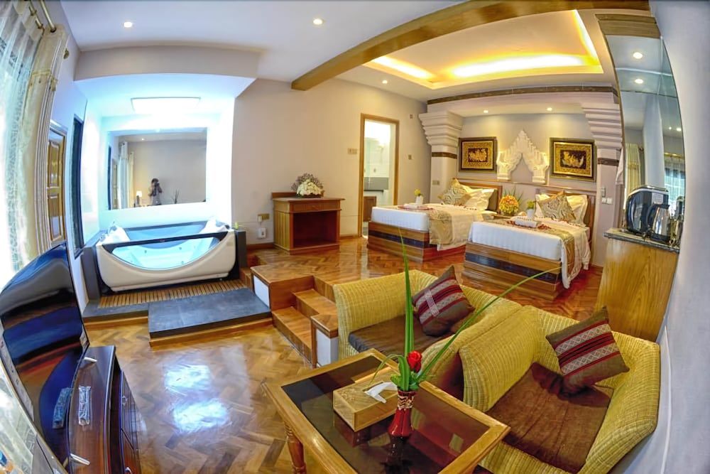 Shwe Taung Tan Hotel Lake View 3