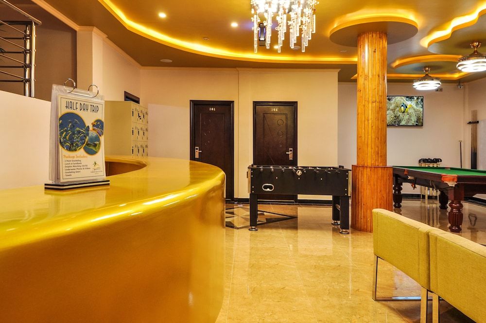 Sunrise Beach & Spa at Maafushi 2