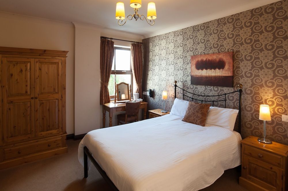 Admirals Table by Marston’s Inns 3