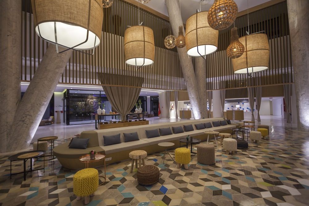 The Pearl Resort & Spa 2