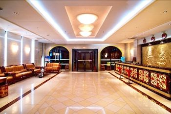 Omake Holiday Hotel 3