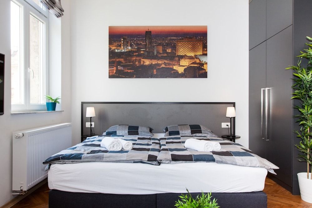 LOOX serviced apartments Hatzova 3