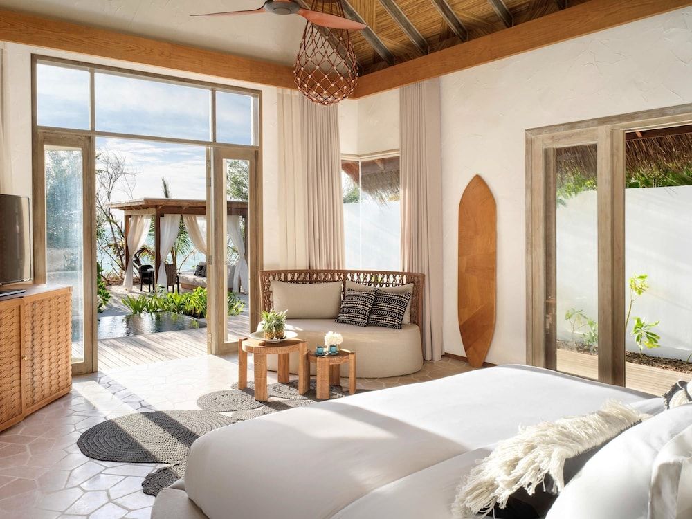 Sirru Fen Fushi Private Lagoon 3