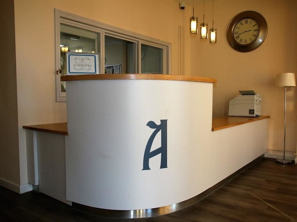 Royal Ashton Hotel 3