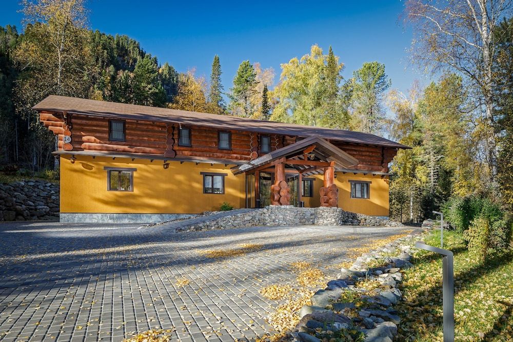 Altay Village Teletskoe 3