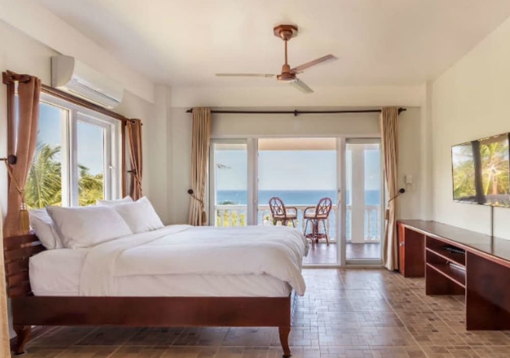 Monkey Beach Dive Resort 1