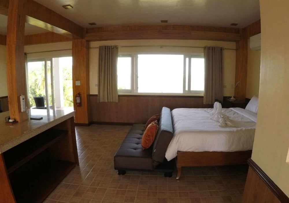 Monkey Beach Dive Resort 2