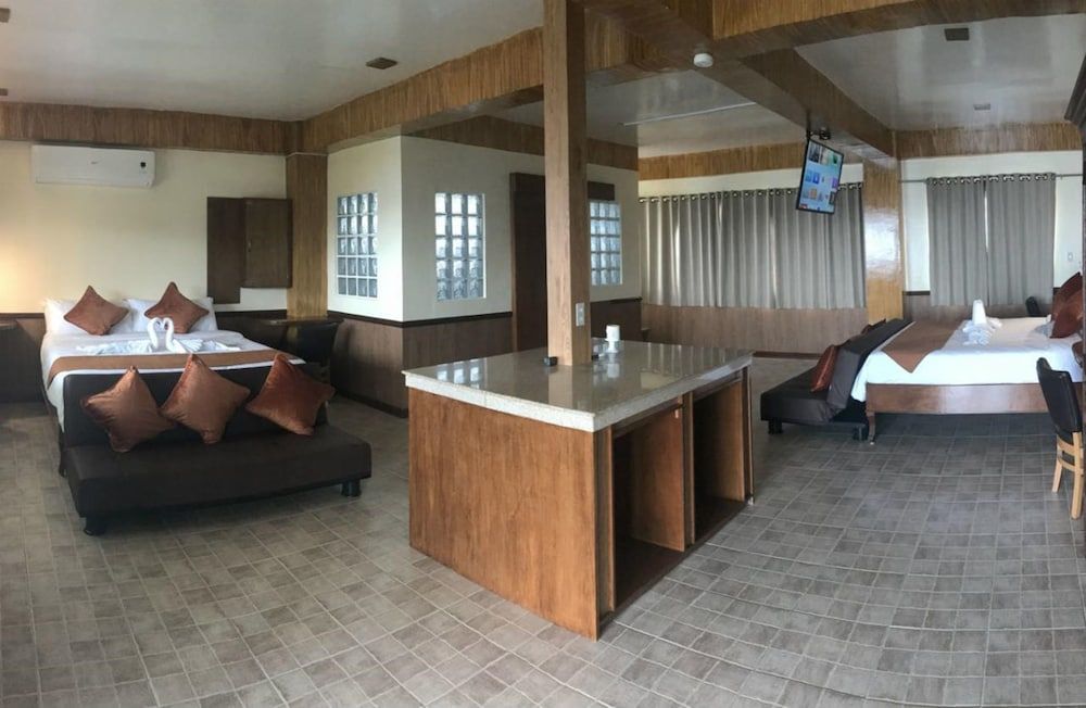 Monkey Beach Dive Resort 3