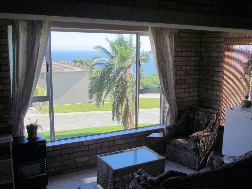 Blue Horizon Bay Guest House 3