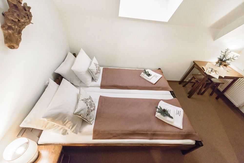 Dworek Mysliwski Hubert 3