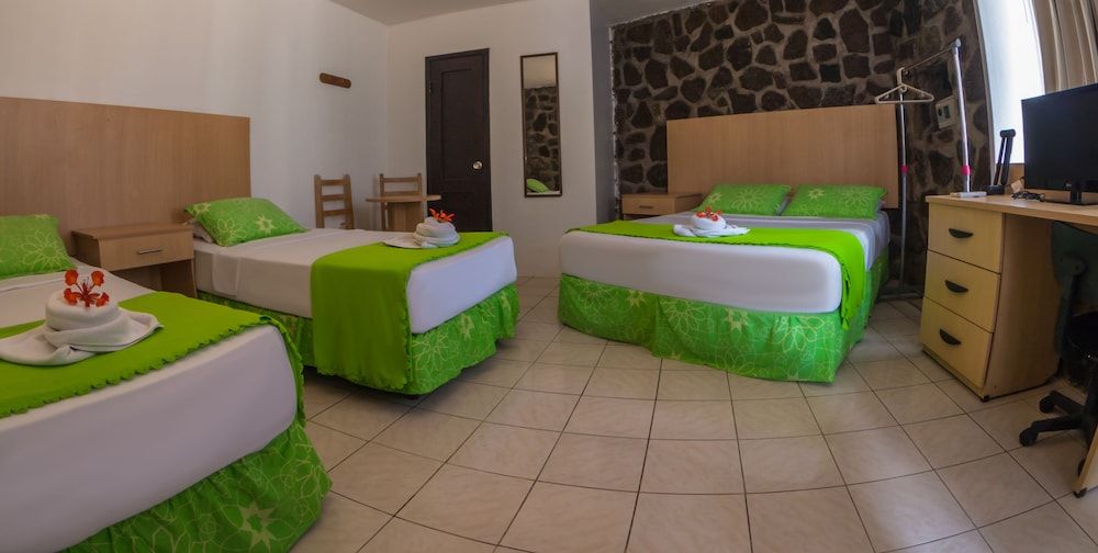 HOSTAL NORTH SEYMOUR