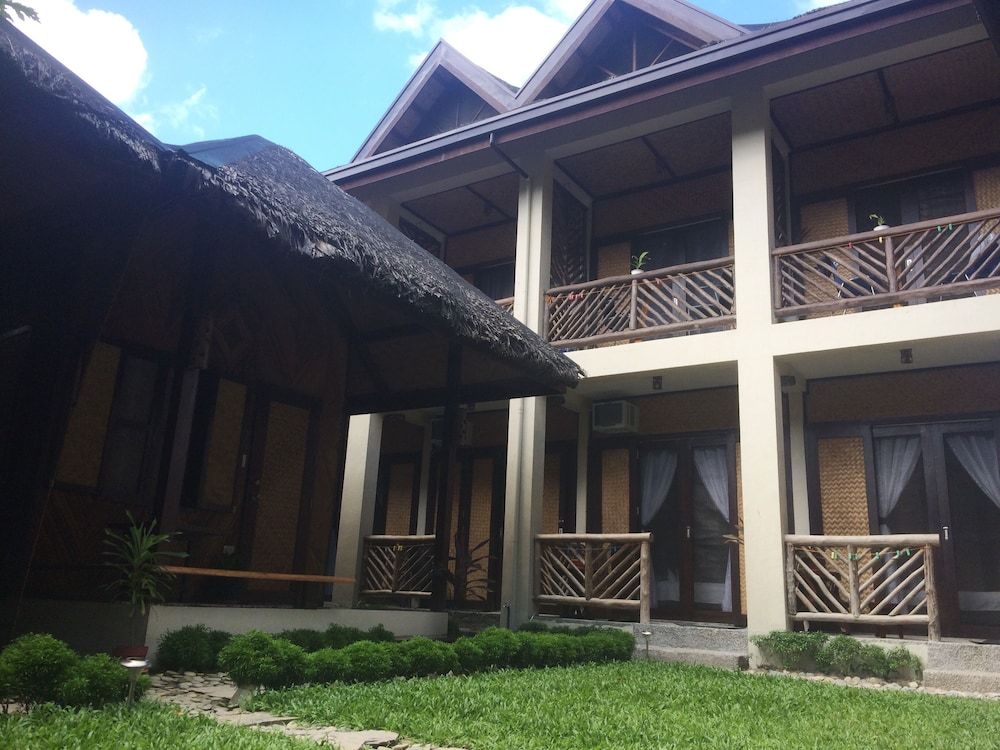 Port Barton Le Cou De Tou Village Resort