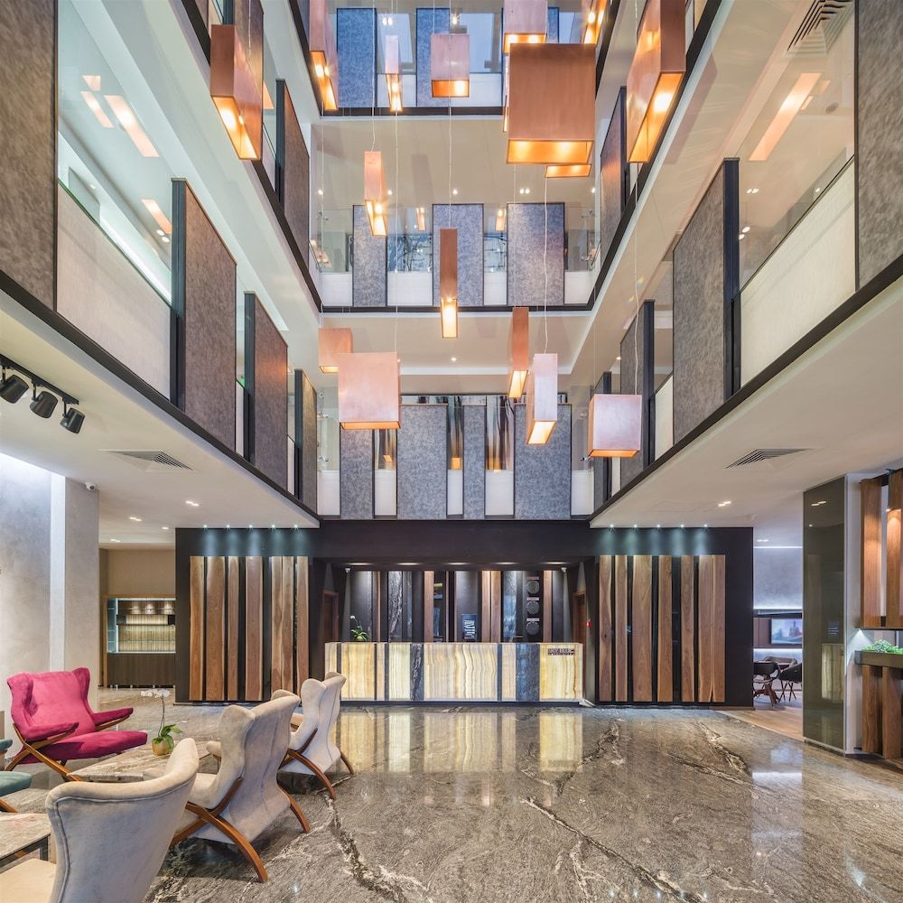 Sky Blue Hotel & Spa 2