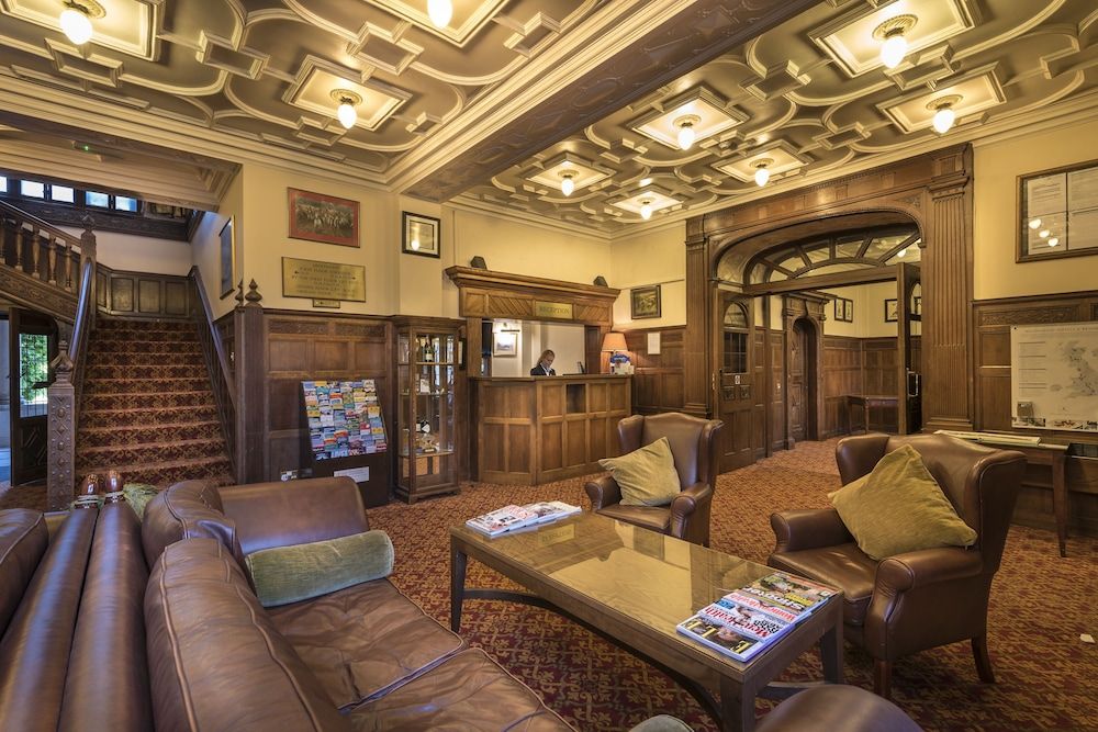 Macdonald Elmers Court Resort 2