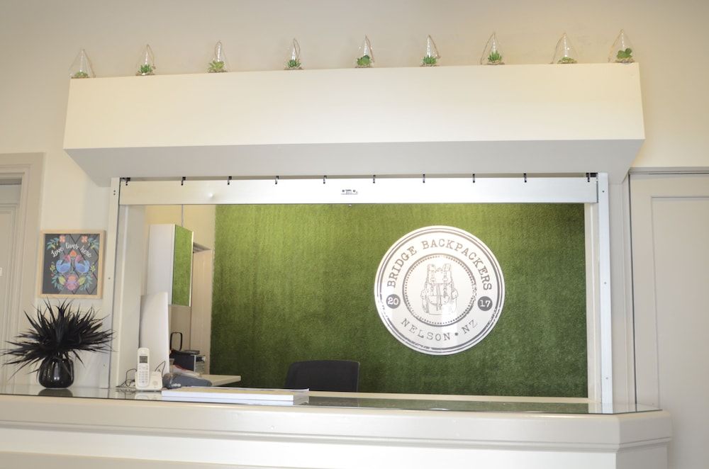 Bridge Backpackers 2