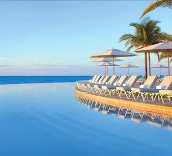 Lighthouse Pointe at Grand Lucayan