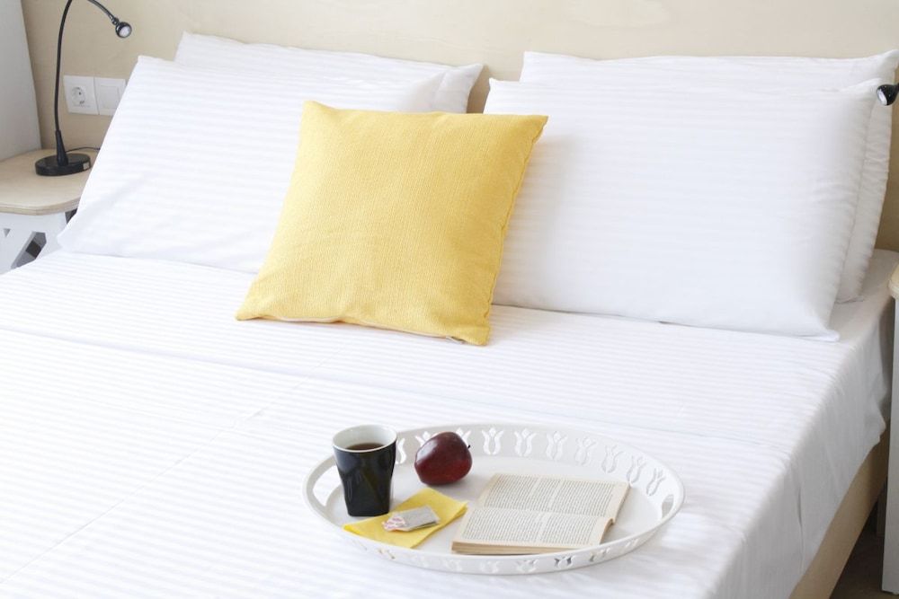 Crops Suites 2 Crops Suites 2