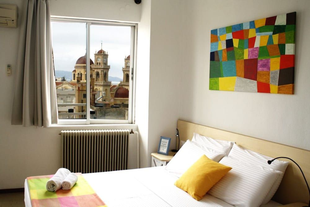 Crops Suites 1 Crops Suites 1