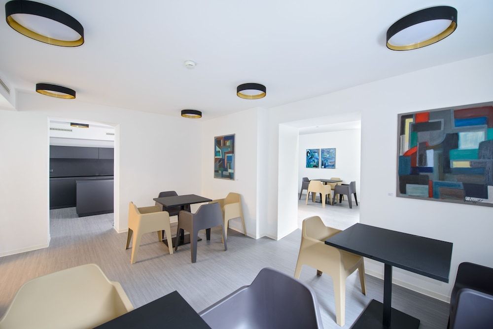 Blackhome Salzburg Maxglan 3