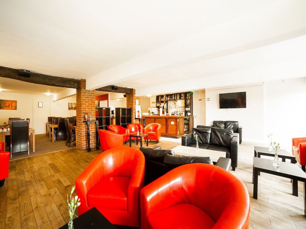 The White Horse Lodge Hotel 2