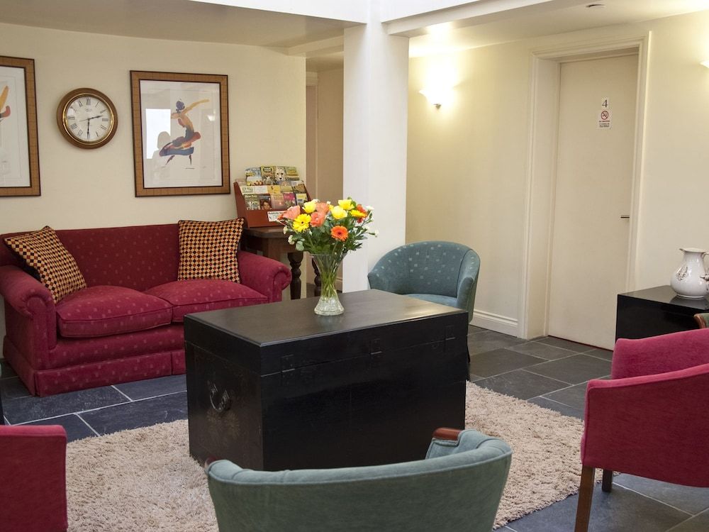 The White Hart Hotel 2