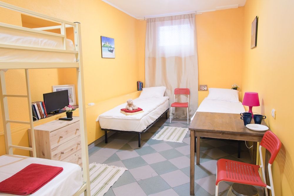 Hostel Linia 2
