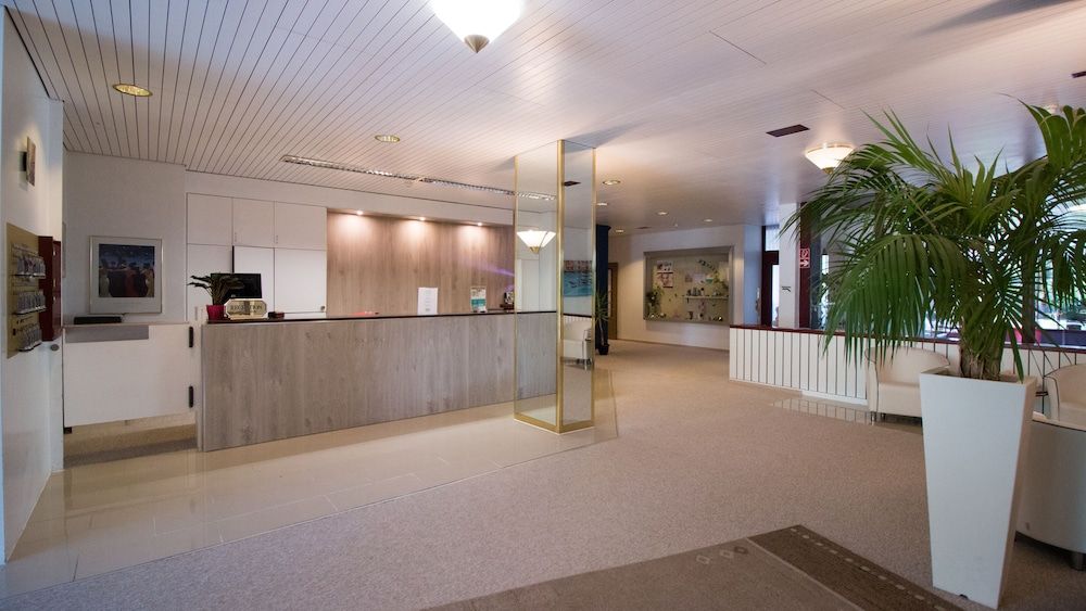 Park - Hotel Inseli 2