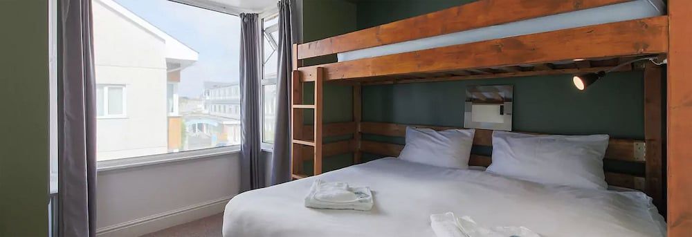 Reef Island Lodge - Hostel 3