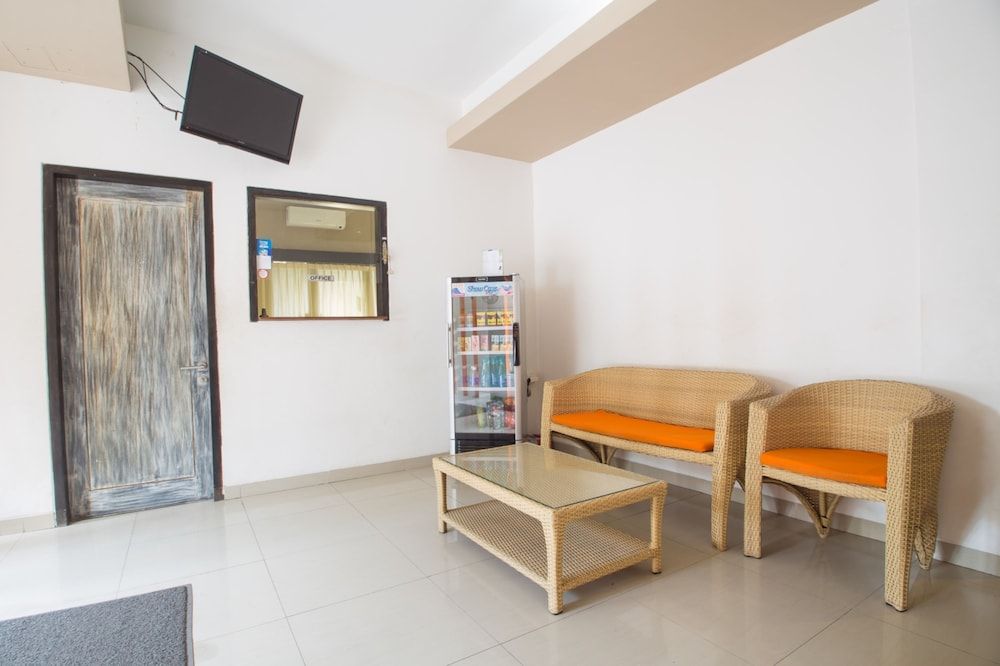 Adikara Renon Hotel 2 Adikara Renon Hotel 2