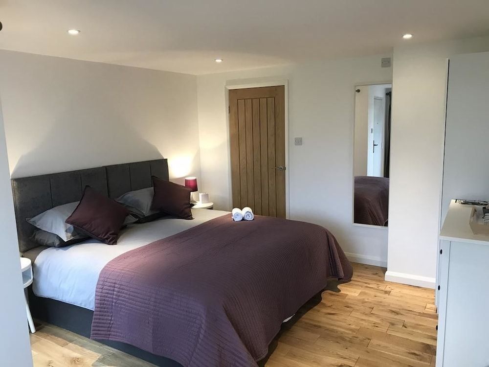 TOR Rooms 3