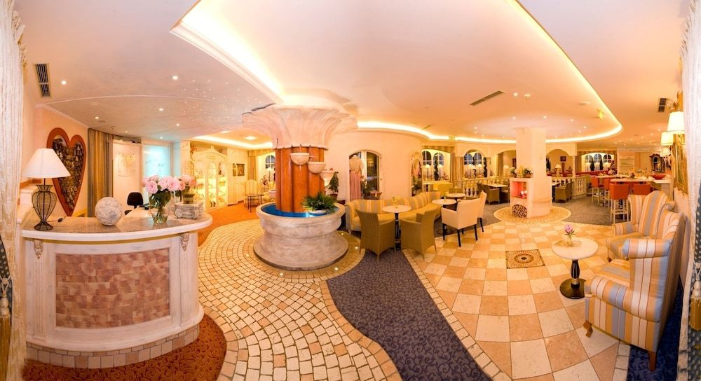 Genuss- und Vitalhotel Moisl 2 Genuss- und Vitalhotel Moisl 2