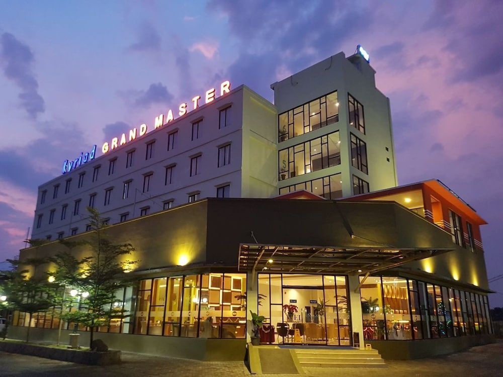 Kyriad Grand Master Purwodadi 3 estrelas em Purwodadi