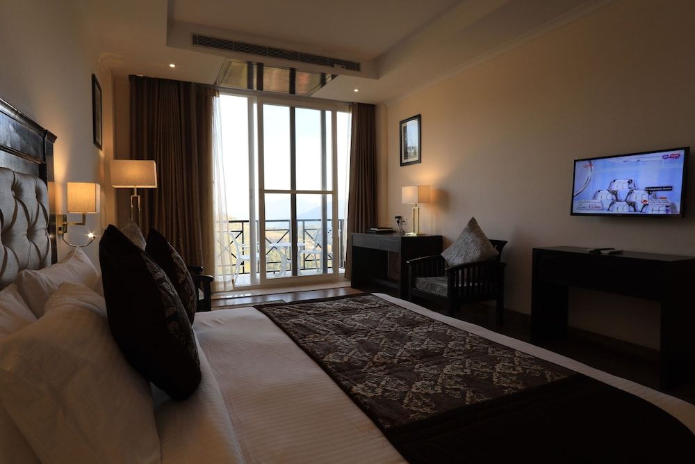 Deventure Shimla Hills 1