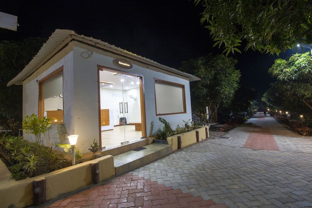 Daksh Resort And Amusement Park 3