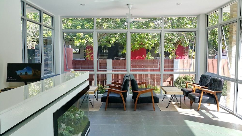 Mar24 Koh Tao Hotel 2