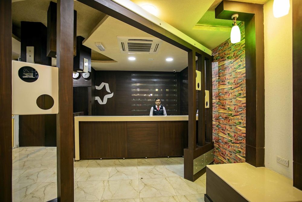 Star Emirates Inn 3 Star Emirates Inn 3