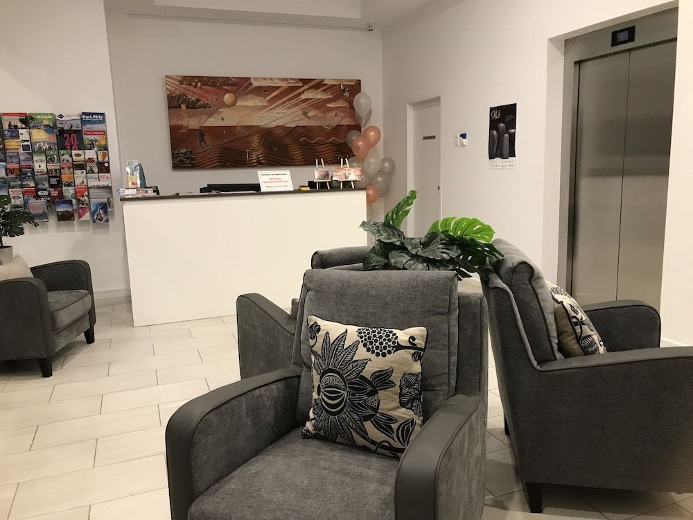 Adelaide Dress Circle Apartments - Kent Town 2