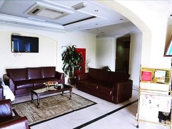 Al Murooj Hotel Apartments 3