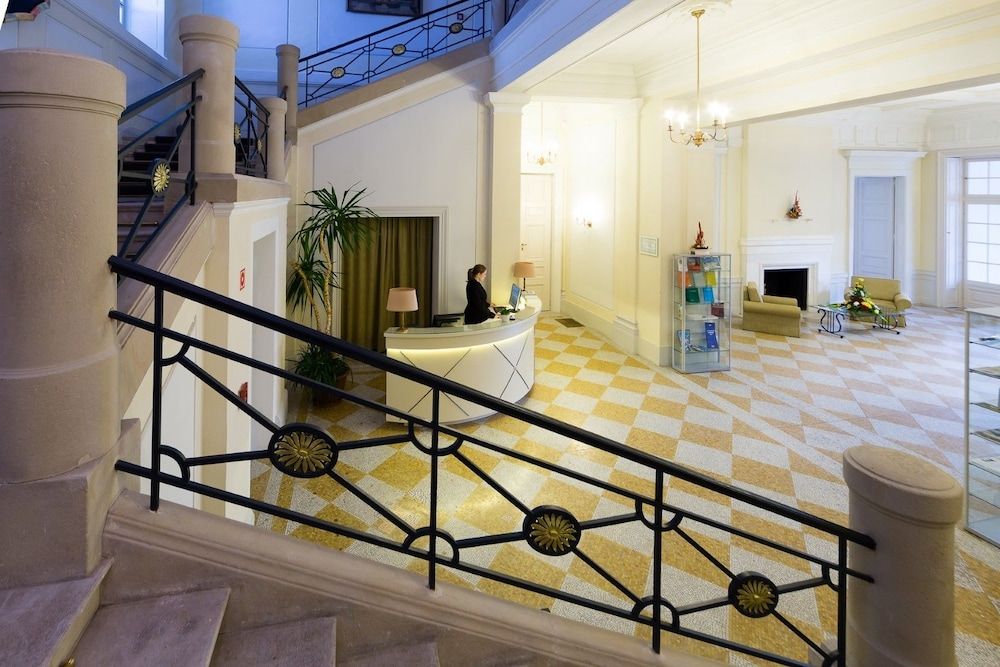 Károlyi Kastély Hotel & Restaurant 2