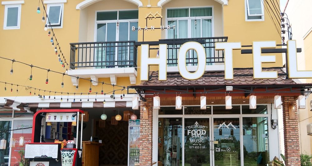 Baan URT Suratthani Airport Hotel by ZUZU 1