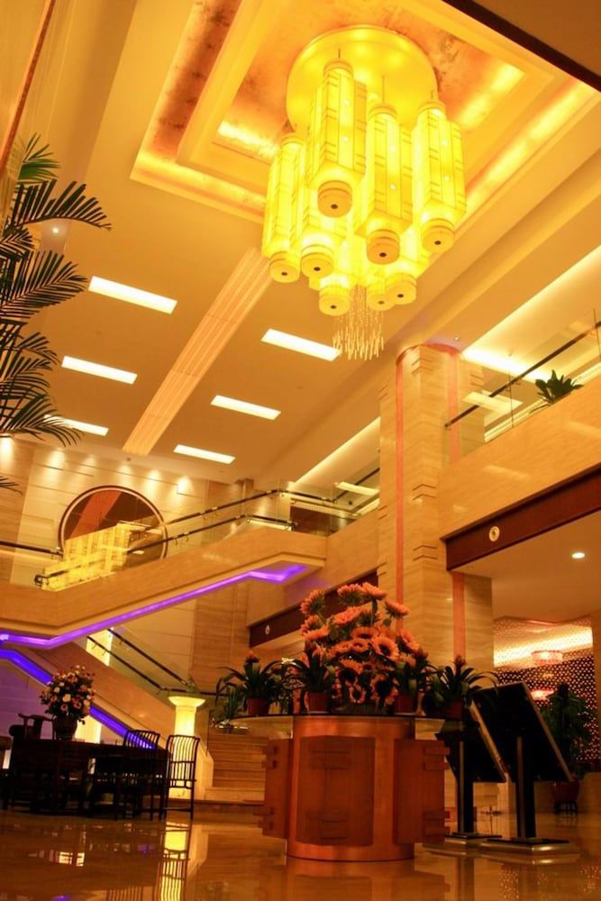 Oriental Hotel TongXiang 3