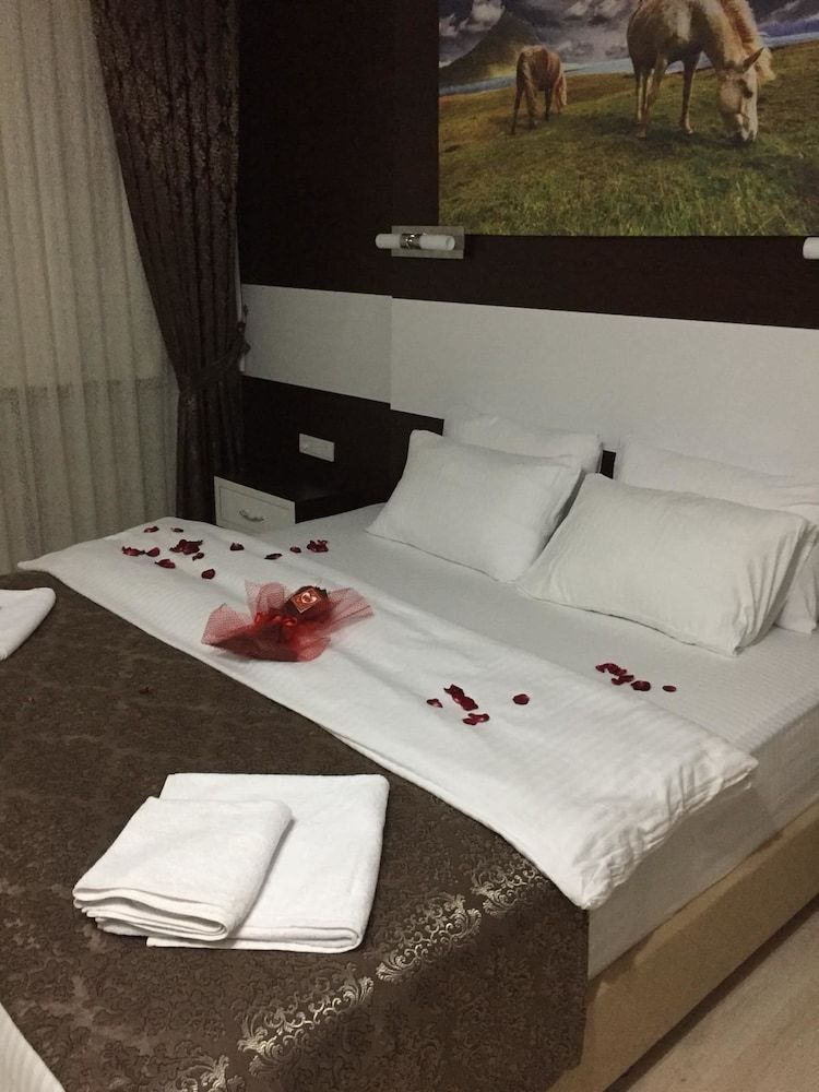 Grand Teras Hotel 3