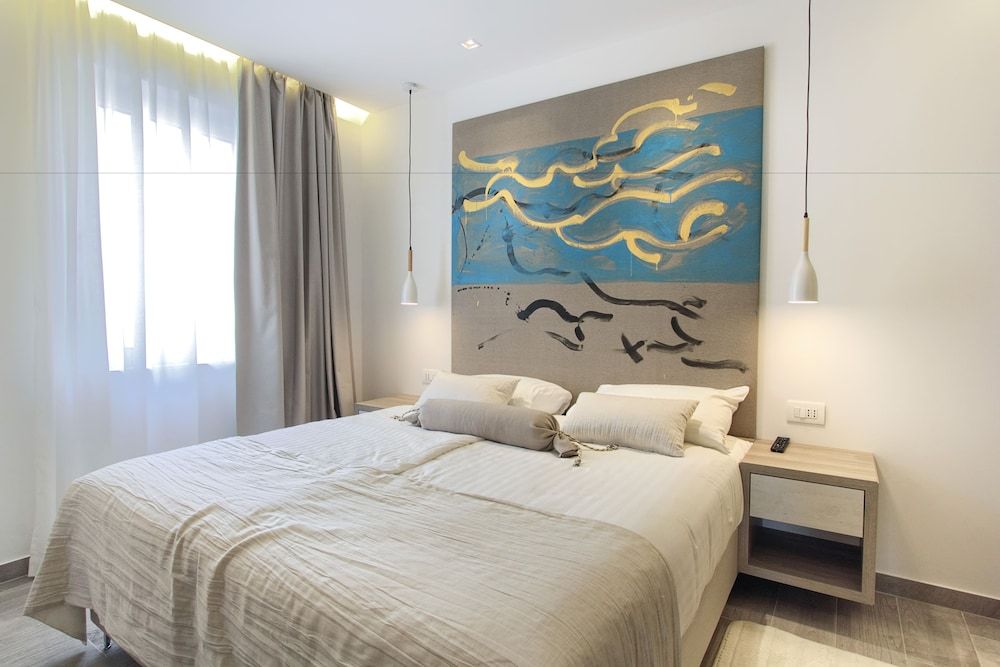 Kalamota Beach House 3